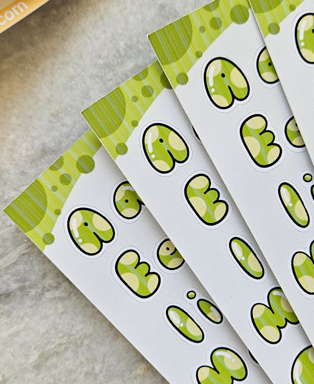 B-Ware Stickerbogen - Buchstaben